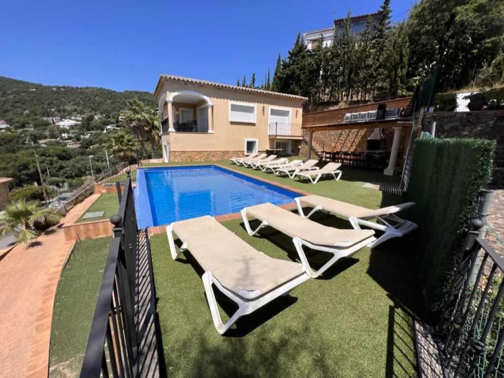 Casa Mas Ambros Con Piscina Desbordante Calonge (Catalonia) Exterior foto