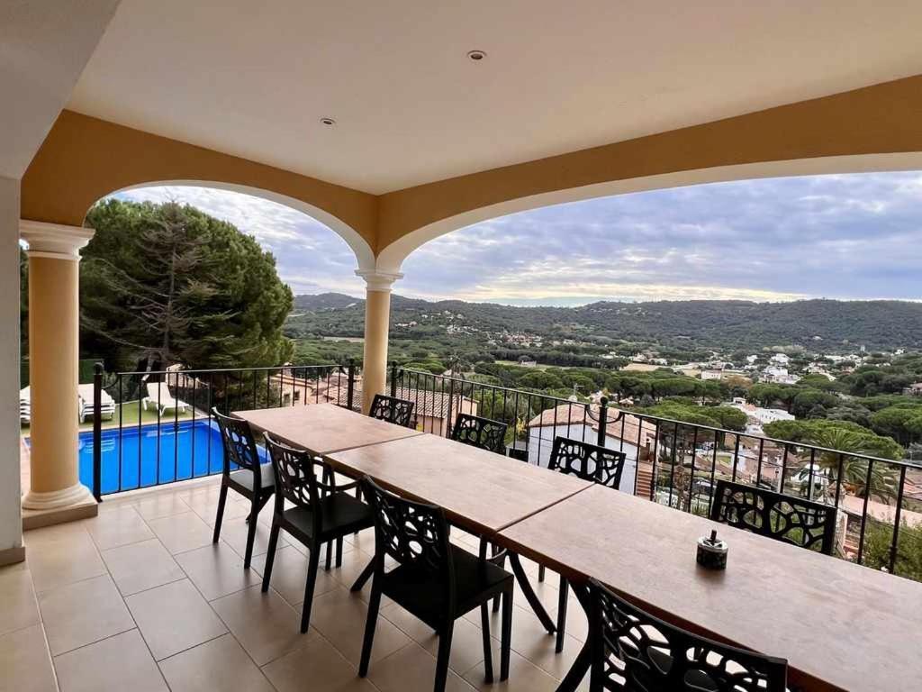 Casa Mas Ambros Con Piscina Desbordante Calonge (Catalonia) Exterior foto